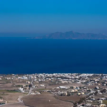 Horizon Sky House With View Pýrgos