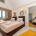 Horizon Sky House With View בית נופש *