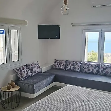 Horizon Sky House With View בית נופש Pýrgos